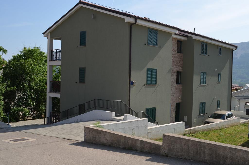 Apartments Soldo Baška Exteriör bild